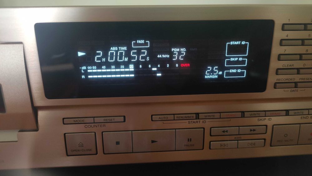 SONY DTC57ES  Po pelnym serwisie.