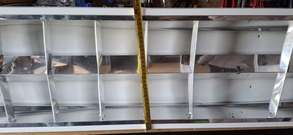 Lampa jarzeniowa 120x30
