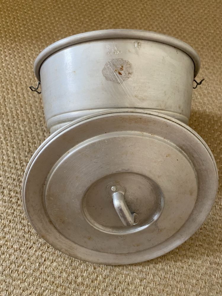 Fotma de bolo e pudim antigas -2 diferentes