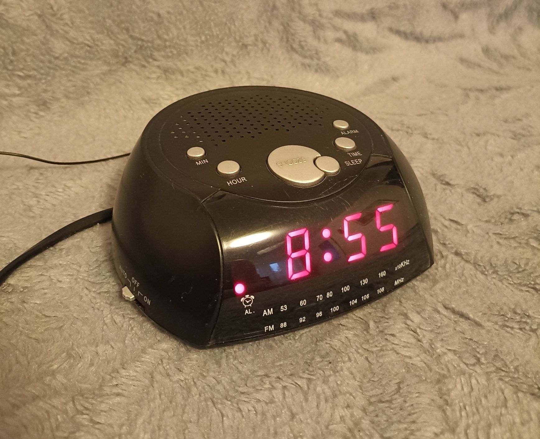 Radio zegarek oraz alarm