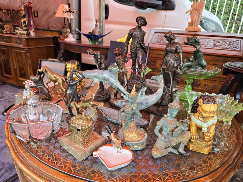 Stare figurki wazony porcelana obrazy meble artykuły kolekcjonerskie k