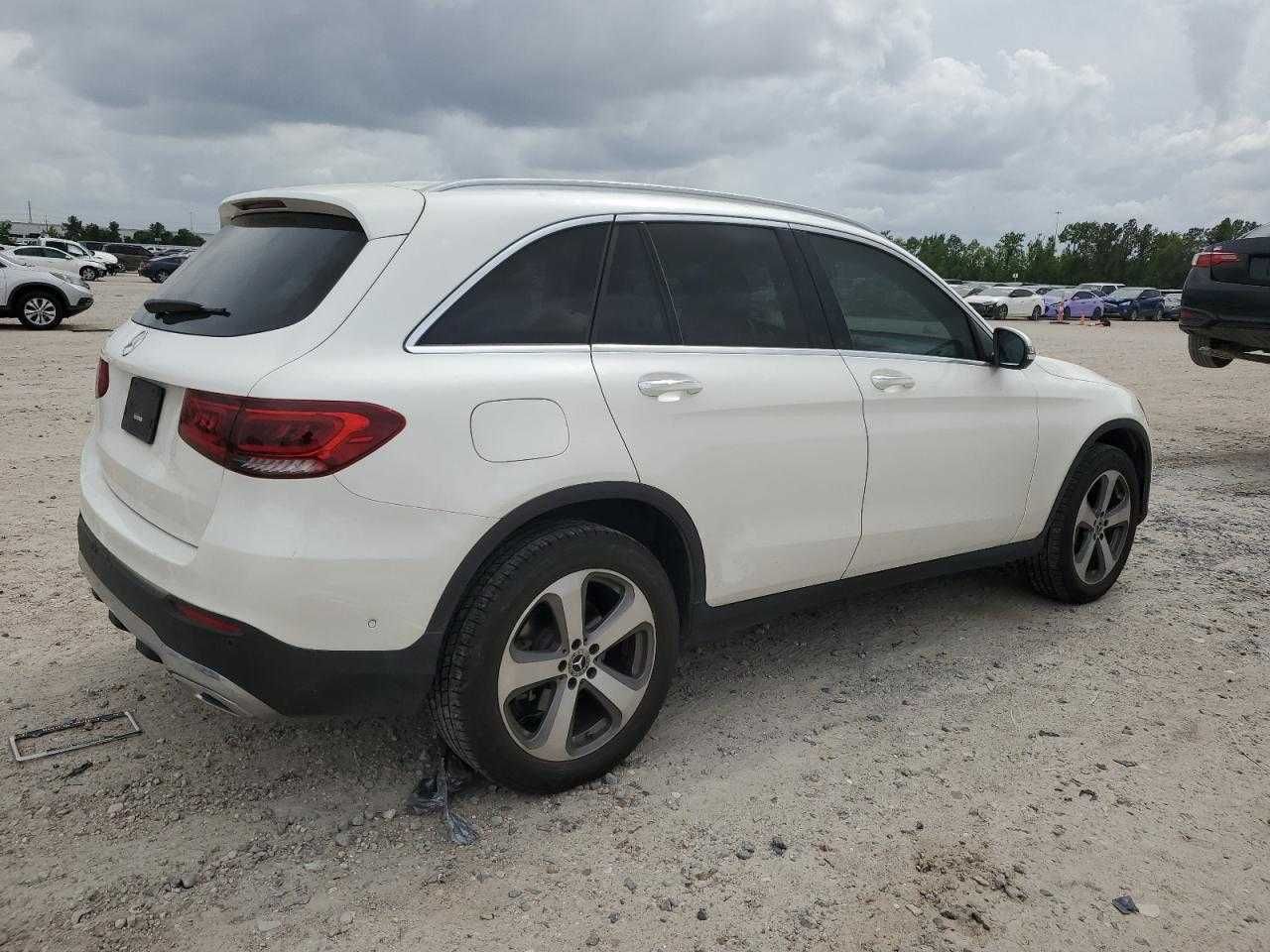 Mercedes-Benz GLC-Class 2022