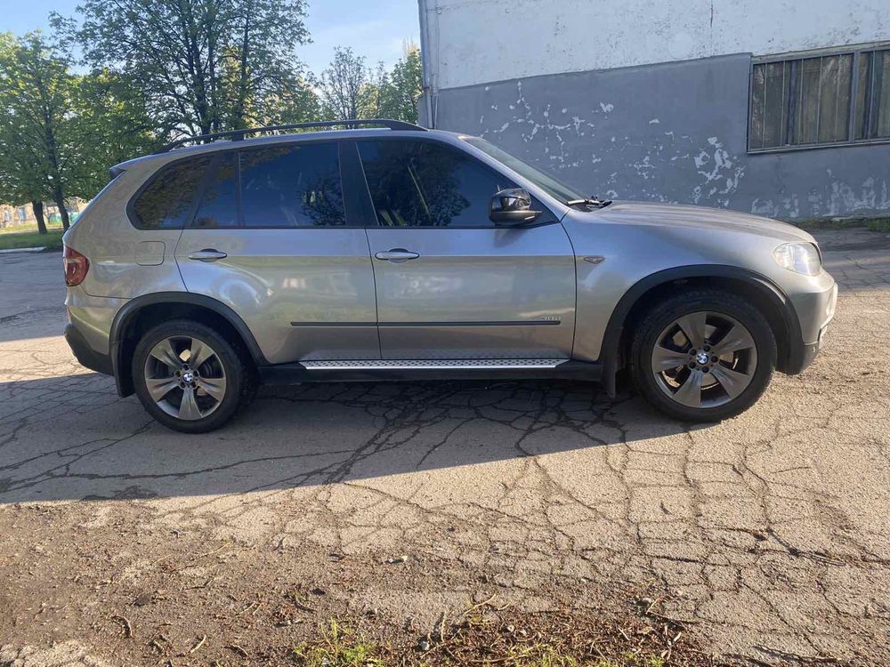 Продам BMW X5 E70