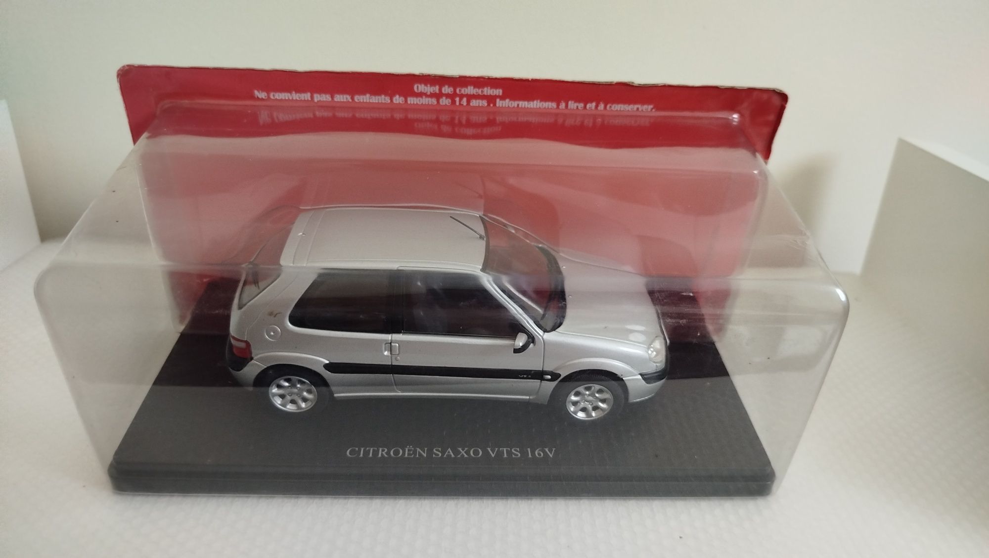 Miniatura Citroen Saxo VTS 1/24 Nova