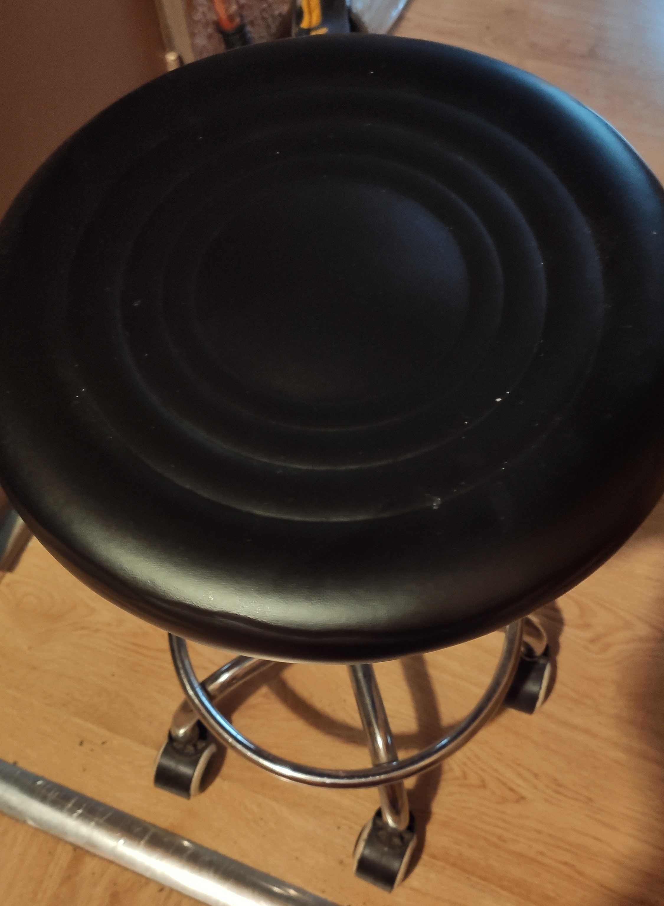 Taboret obrotowy 360°