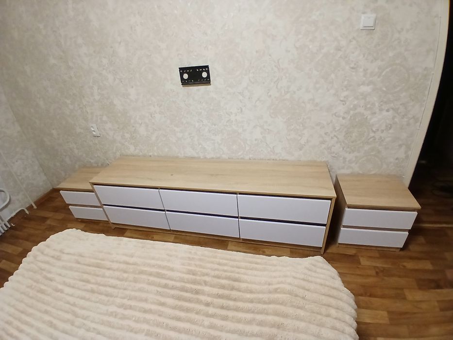 Тумба под телевизор + две прикроватные тумбы