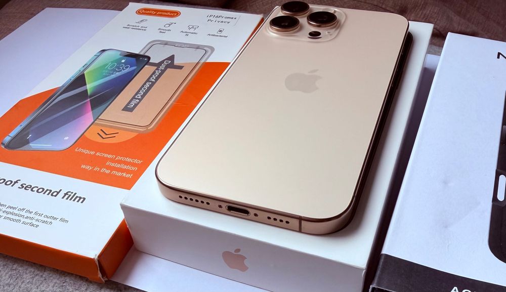 Phone 16 Pro Max – Titânio Deserto – 512GB Com garantia AppleCare +