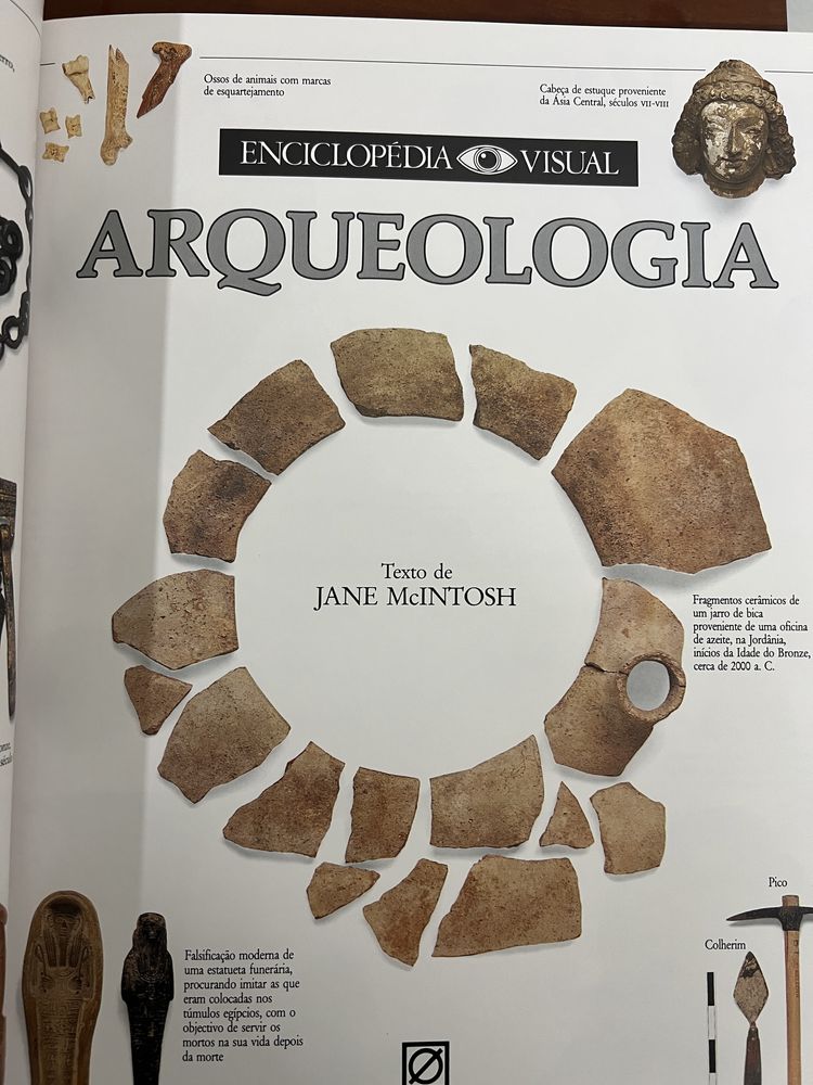 Enciclopédia Visual - Arqueologia