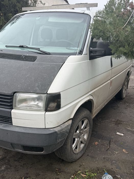 Volkswagen T4 2.4D 1995 Бляха