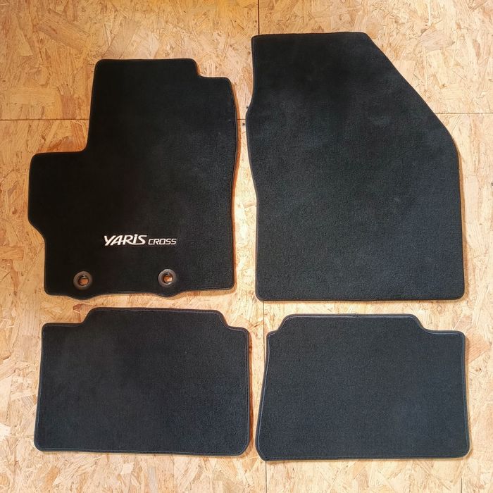 Dywaniki Toyota Yaris Cross