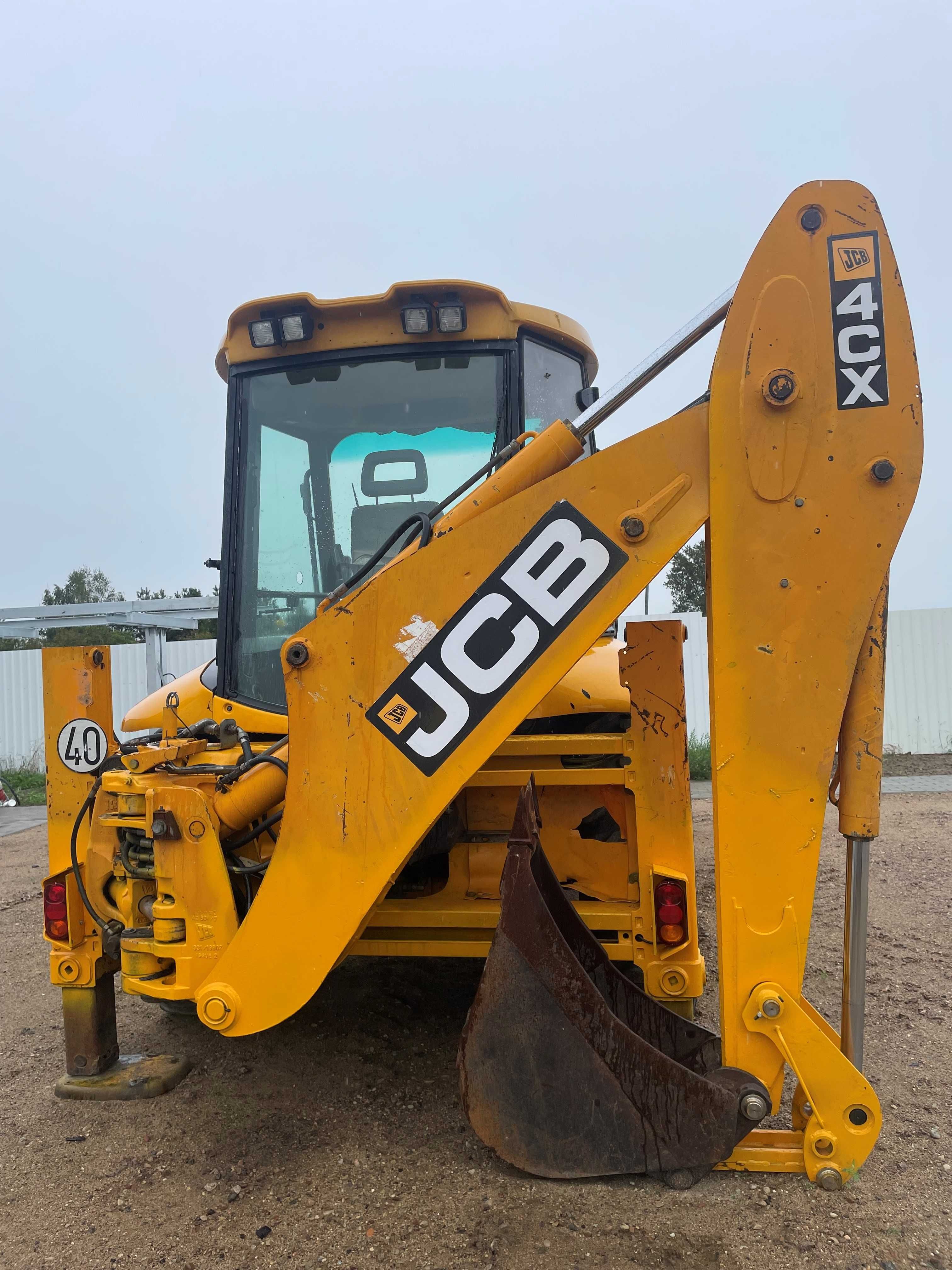 JCB 4CX Koparko Ładowarka
