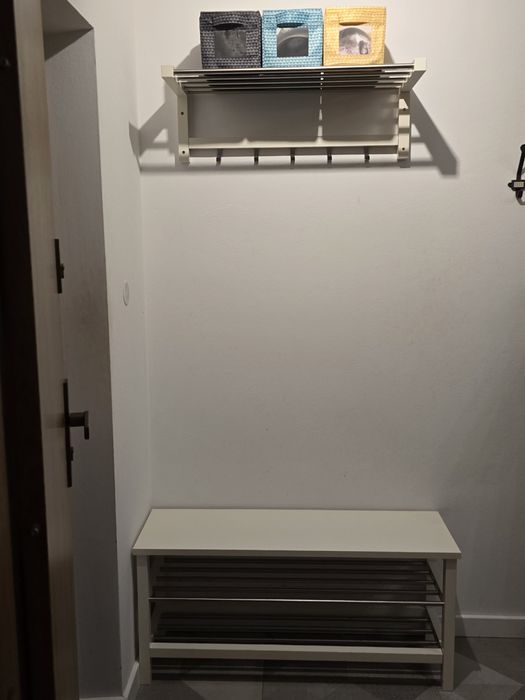 Ławka półka na buty z siedziskiem + wieszak Ikea Tjusig