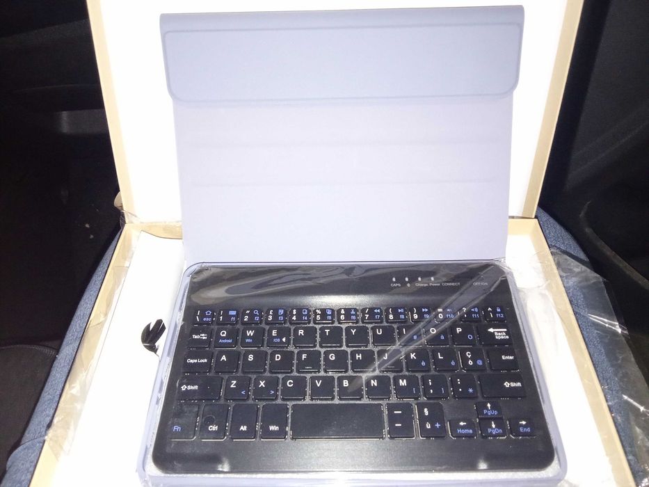 Capa de tablet e teclado