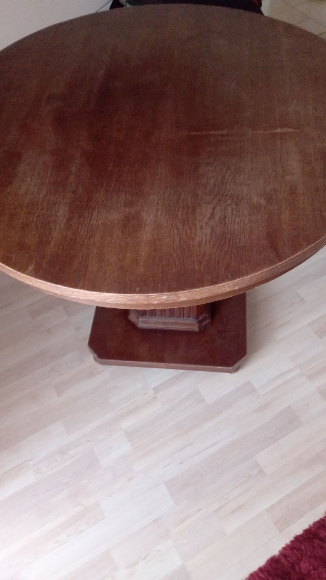 Stół Antykowy okragły z drewna.Po renowacji.