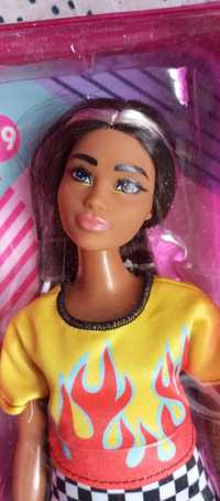 Nowa lalka Barbie Fashionistas