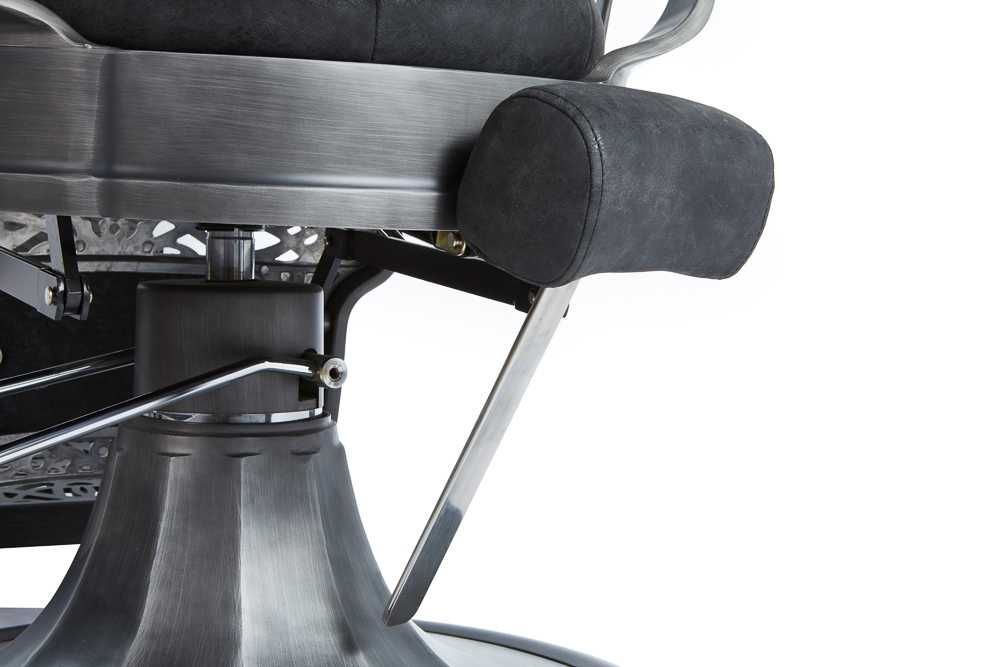 Cadeira barbeiro Classic Black NOVA com Iva Incluído!