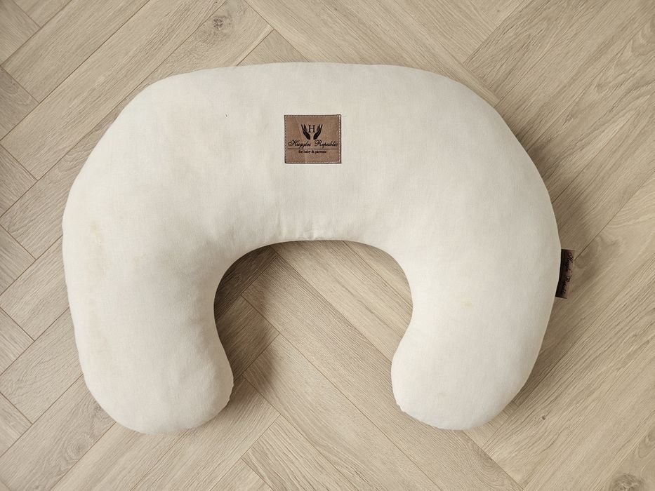 Poduszka do karmienia dla niemowląt BEIGE