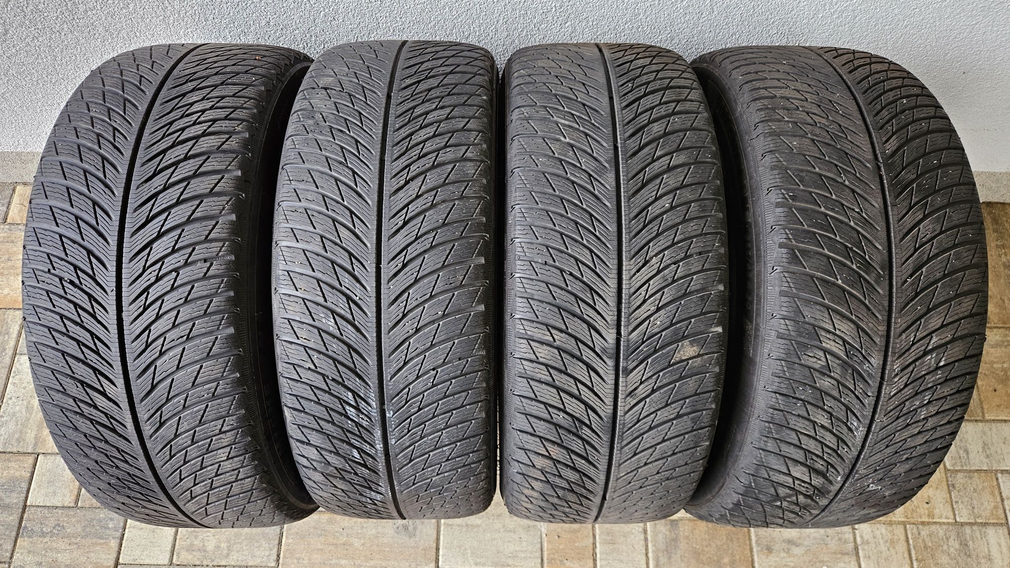 Opony Michelin Pilot Alpin 5 SUV