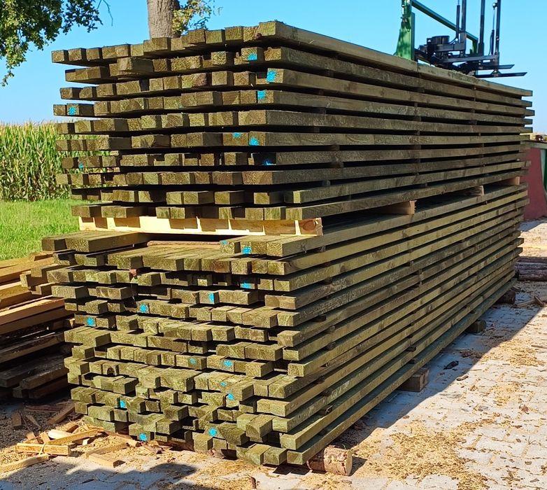 Więźba dachowa impregnowana transport drewno konstrukcyjne tartak wywi