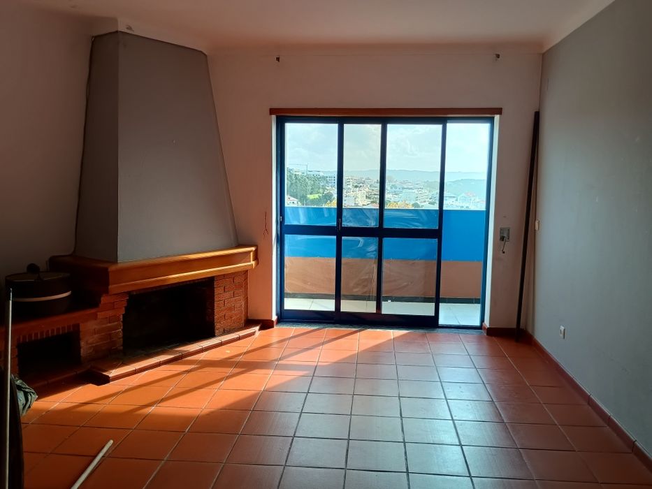 Nazaré T3 com garagem e terraço privativo