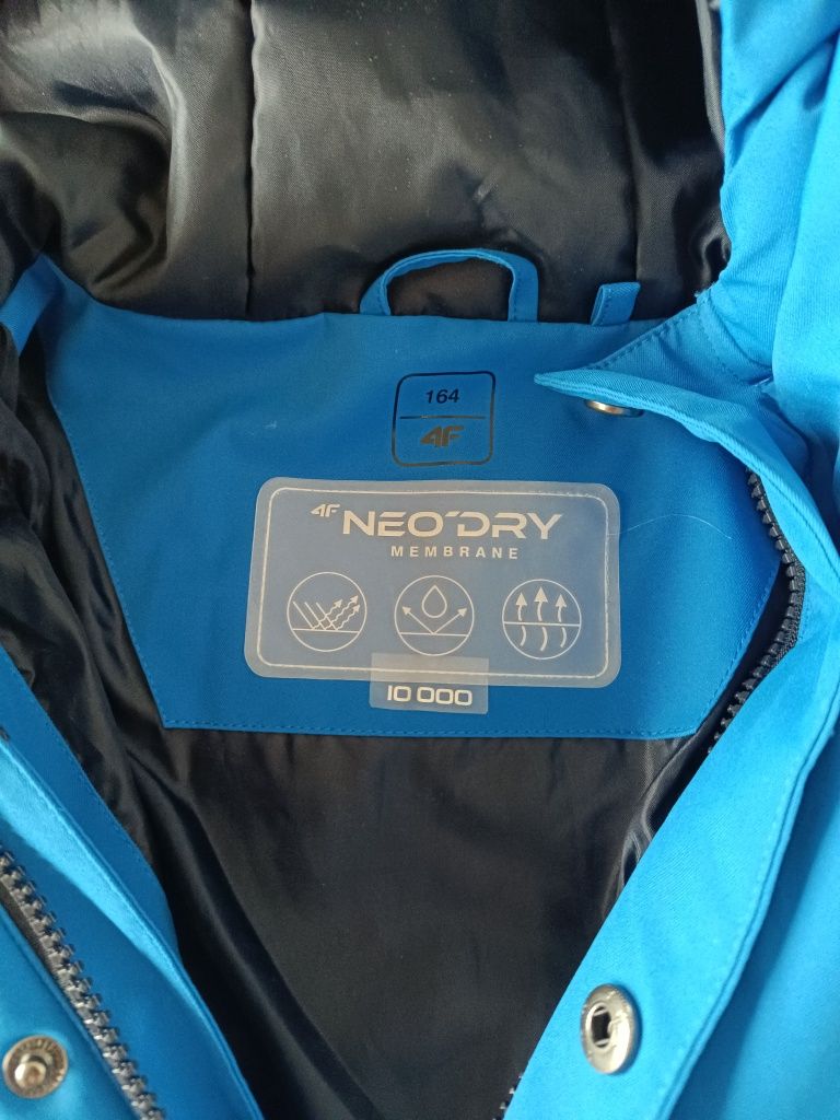 Kurtka zimowa dzięcieca 4F