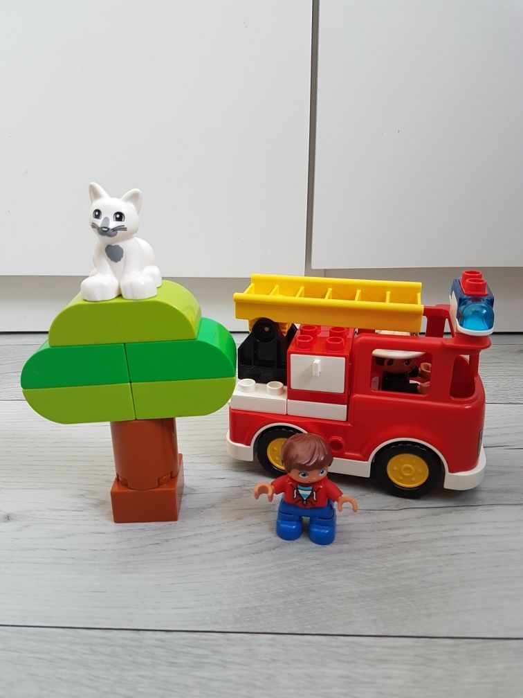 LEGO Duplo 10901 wóz strażacki
