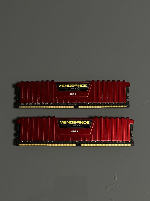 Corsair 8GB 3200MHz Vengeance LPX (2x4GB)