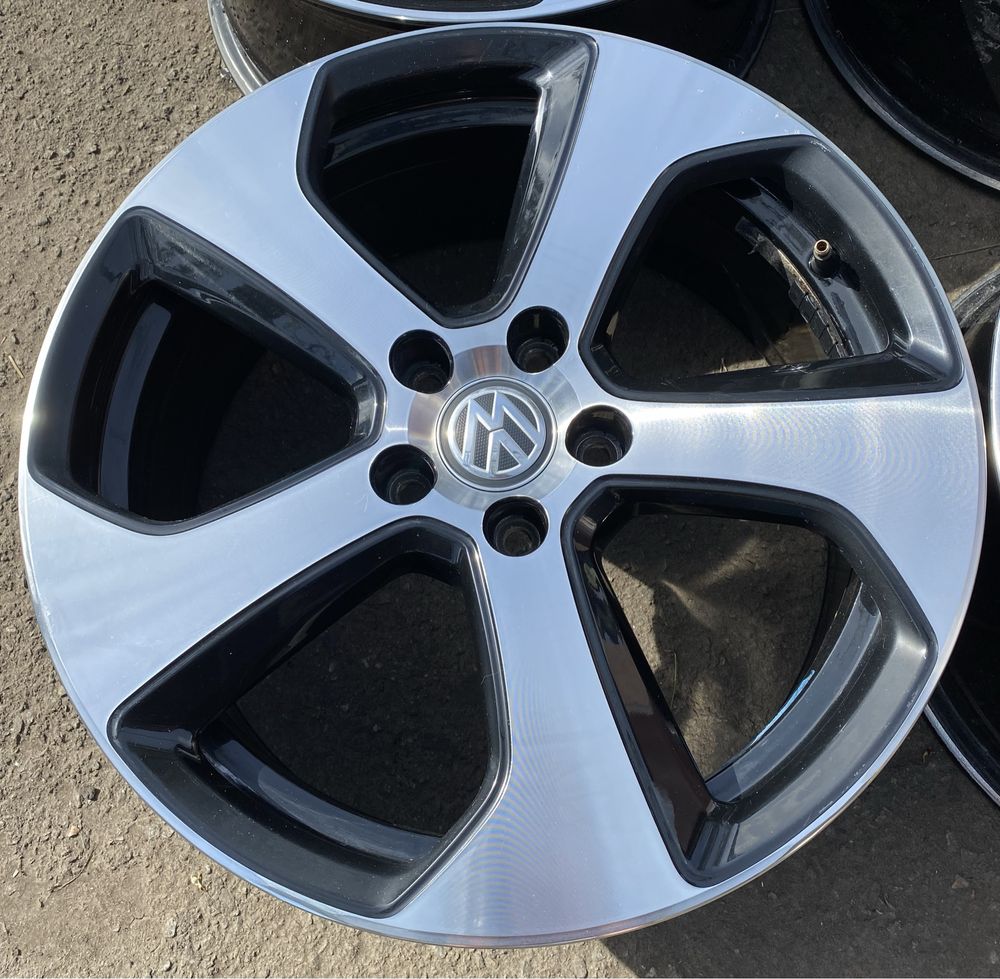 Продам оригинальные диски VW r18 5x112et49 7,5 j