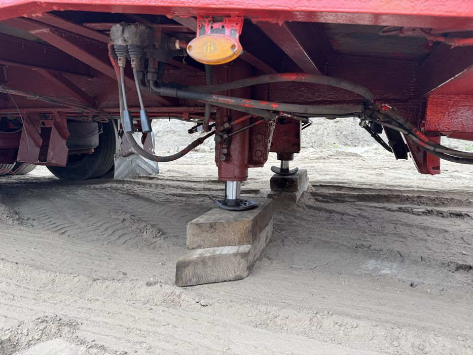 Naczepa niskopodwoziowa CARDI pełna hydraulika poszerzenia