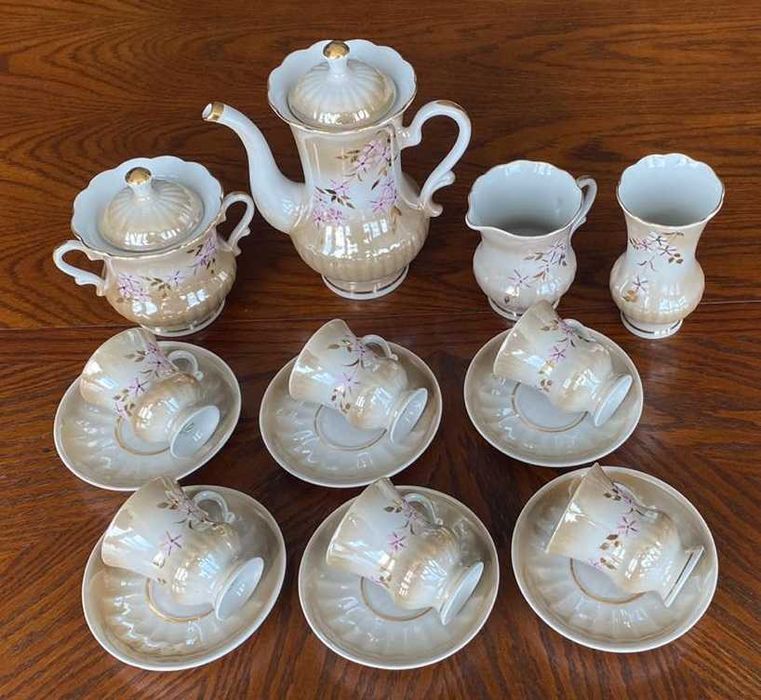 Сервиз кофейный "Цветущий персик" 16 предметов позолота Городница