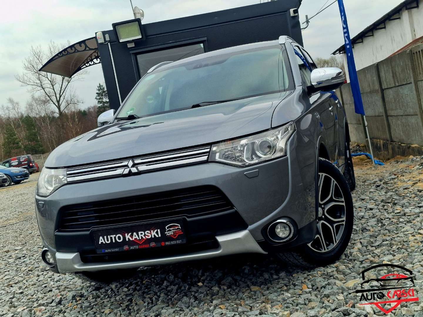 Mitsubishi Outlander Mitsubishi Outlander Plug-In Hybrid 4x4*Automat*Navi*Łopatki*Hak