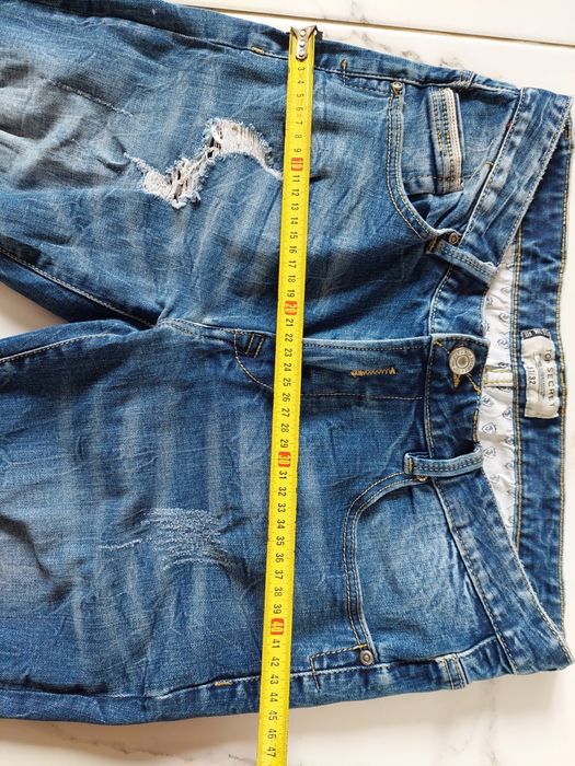 Spodnie jeansowe dziury Top Secret rozm. 38