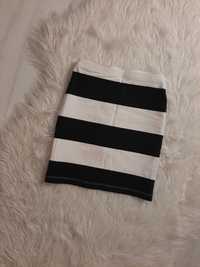 H&M piękna dzianinowa spódniczka mini biało czarna paski XS