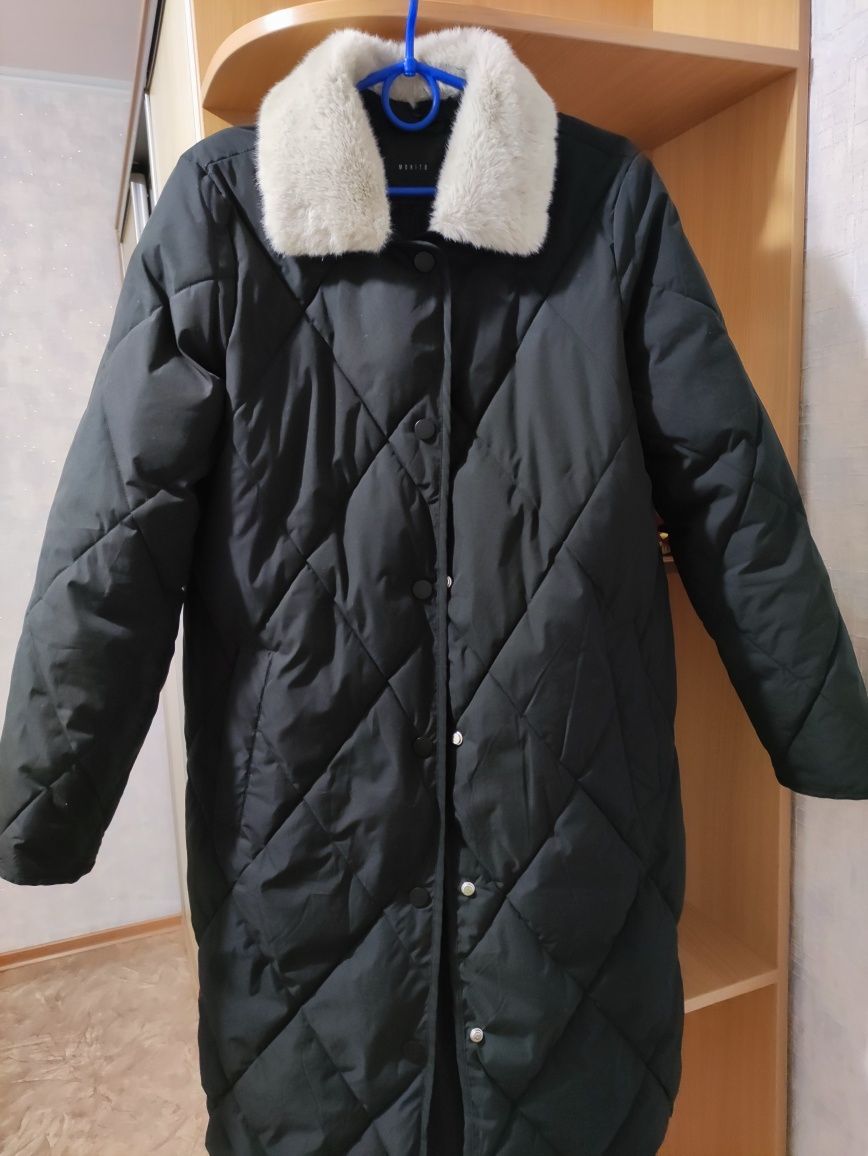 Жіноче пальто 34 розмір