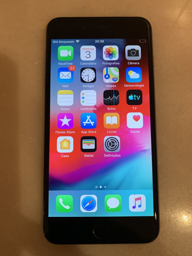 Telemóvel iPhone 6 Plus