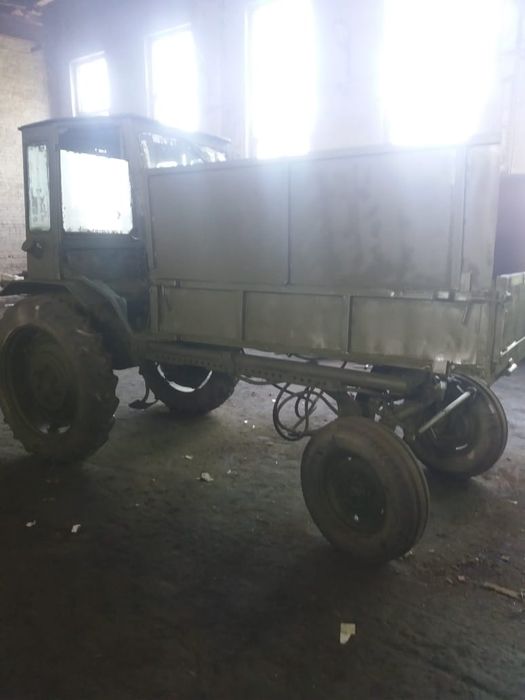 Продам трактор Т16  срочно