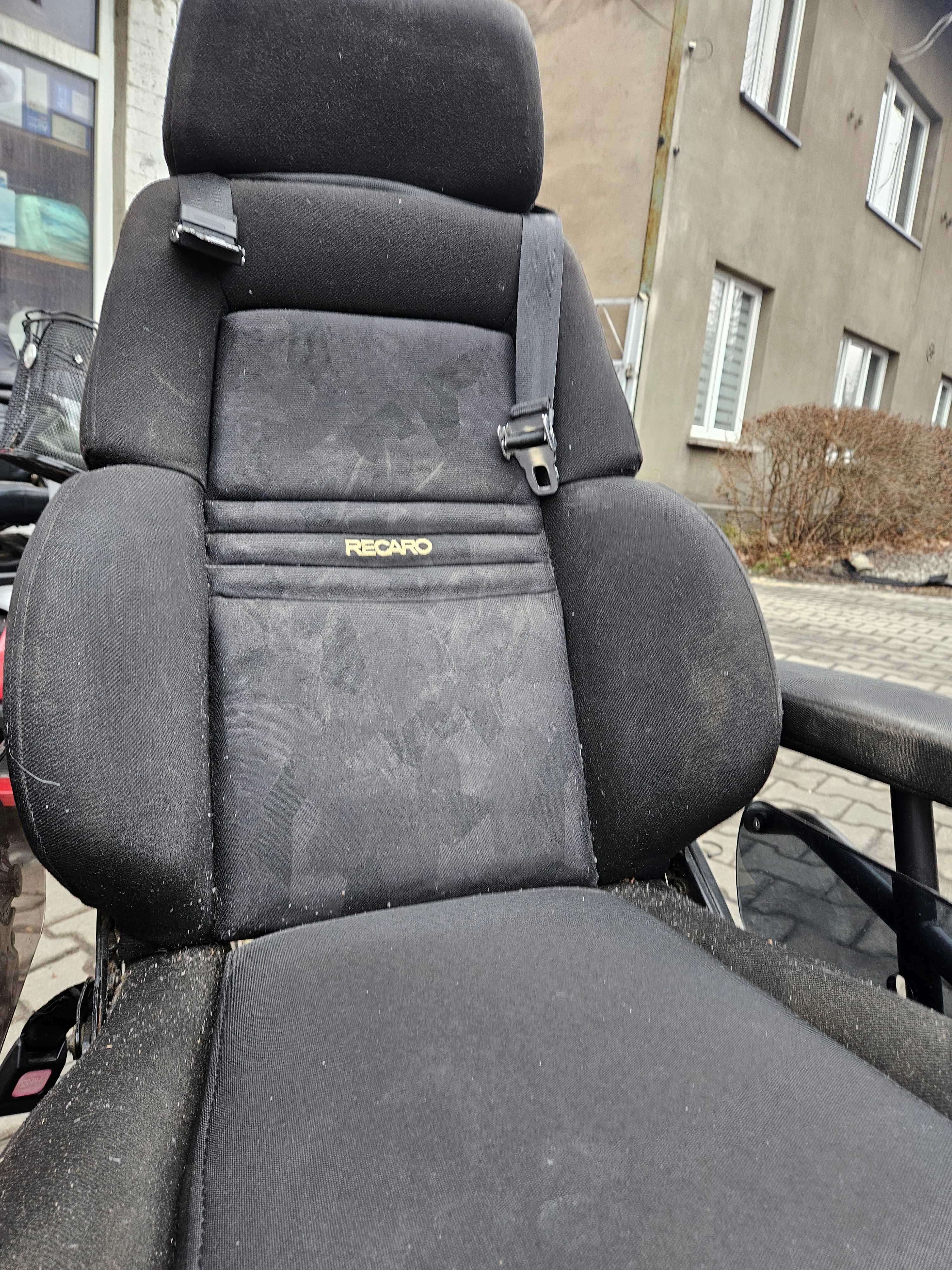 Wózek inwalidzki  Invacare Storm z elektrycznym fotelem