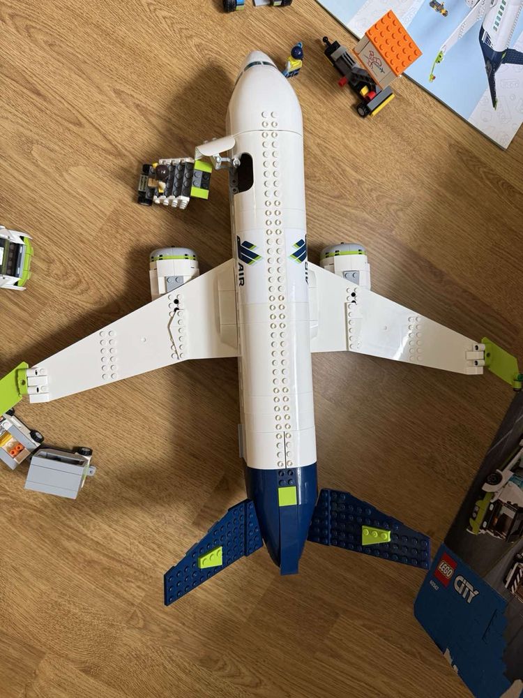 Lego літак 60367