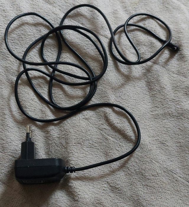 Адаптер живлення блок живлення до телефону