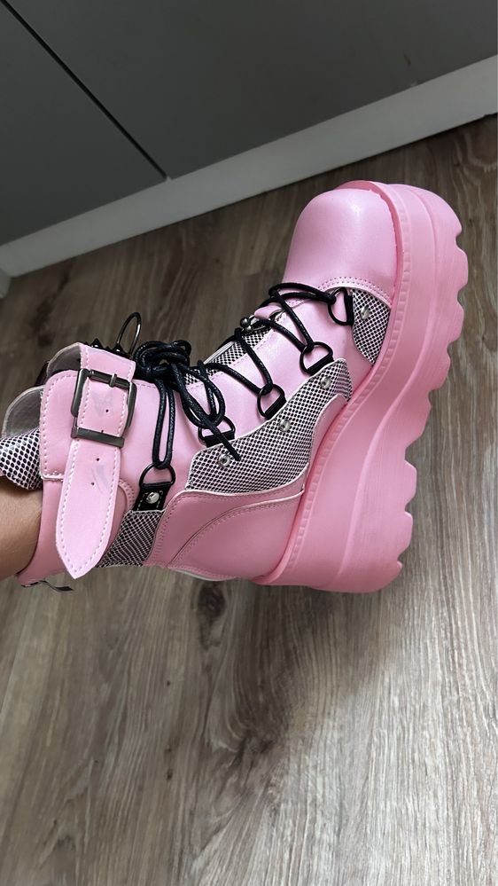 Buty na platformie