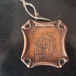 Pamiątka z Wilna – ceramiczna zawieszka Vilnius 10x10 cm