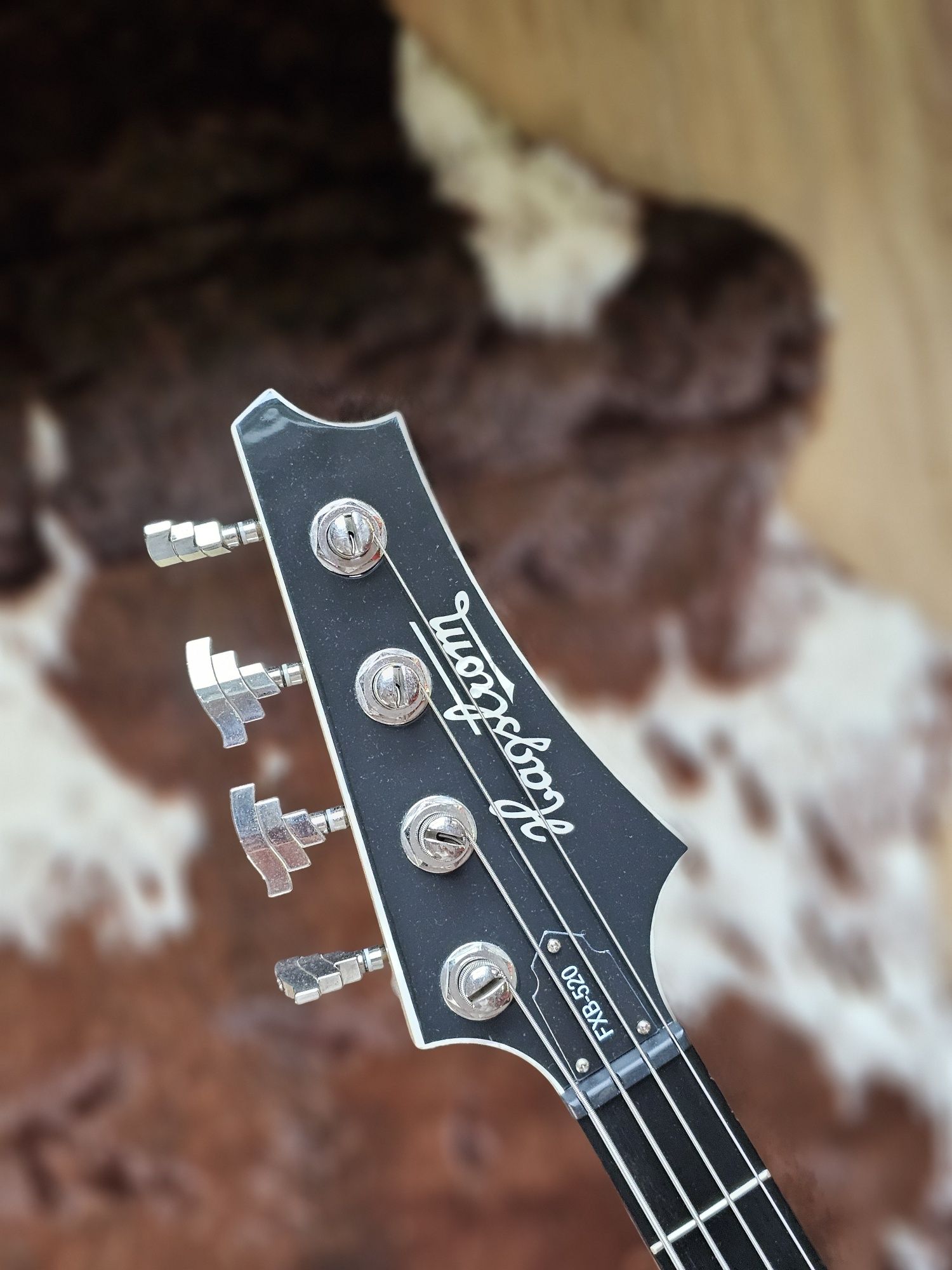 Hagstrom FXB520 Ultralux gitara basowa bass