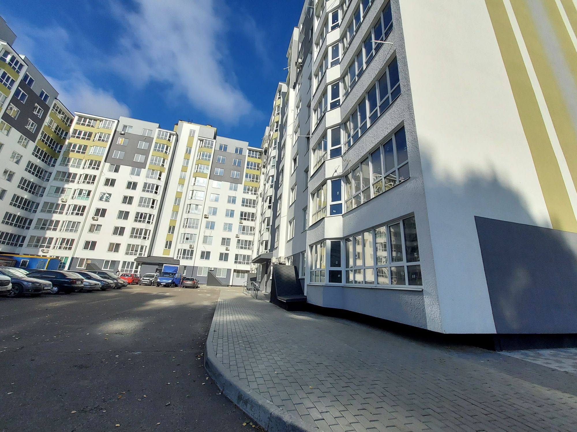 Продаж великої квартири. Дешевше ніж у забудовника