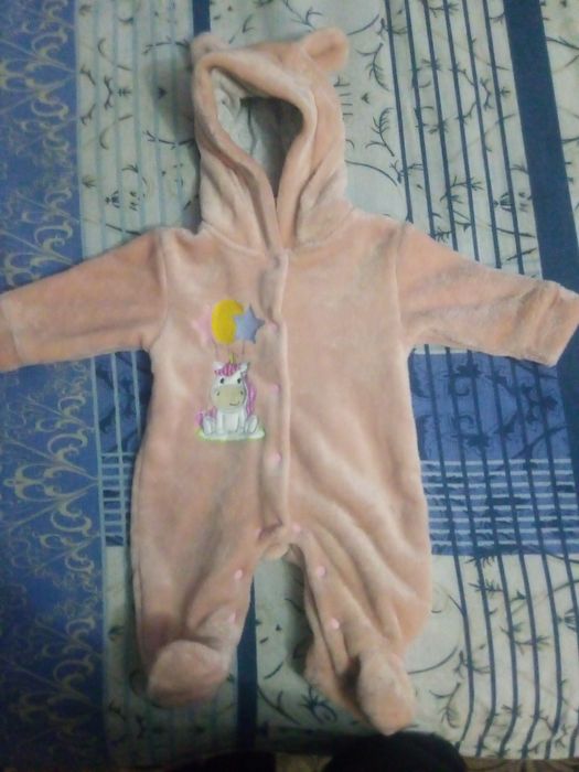 Продам нові дитячі костюми