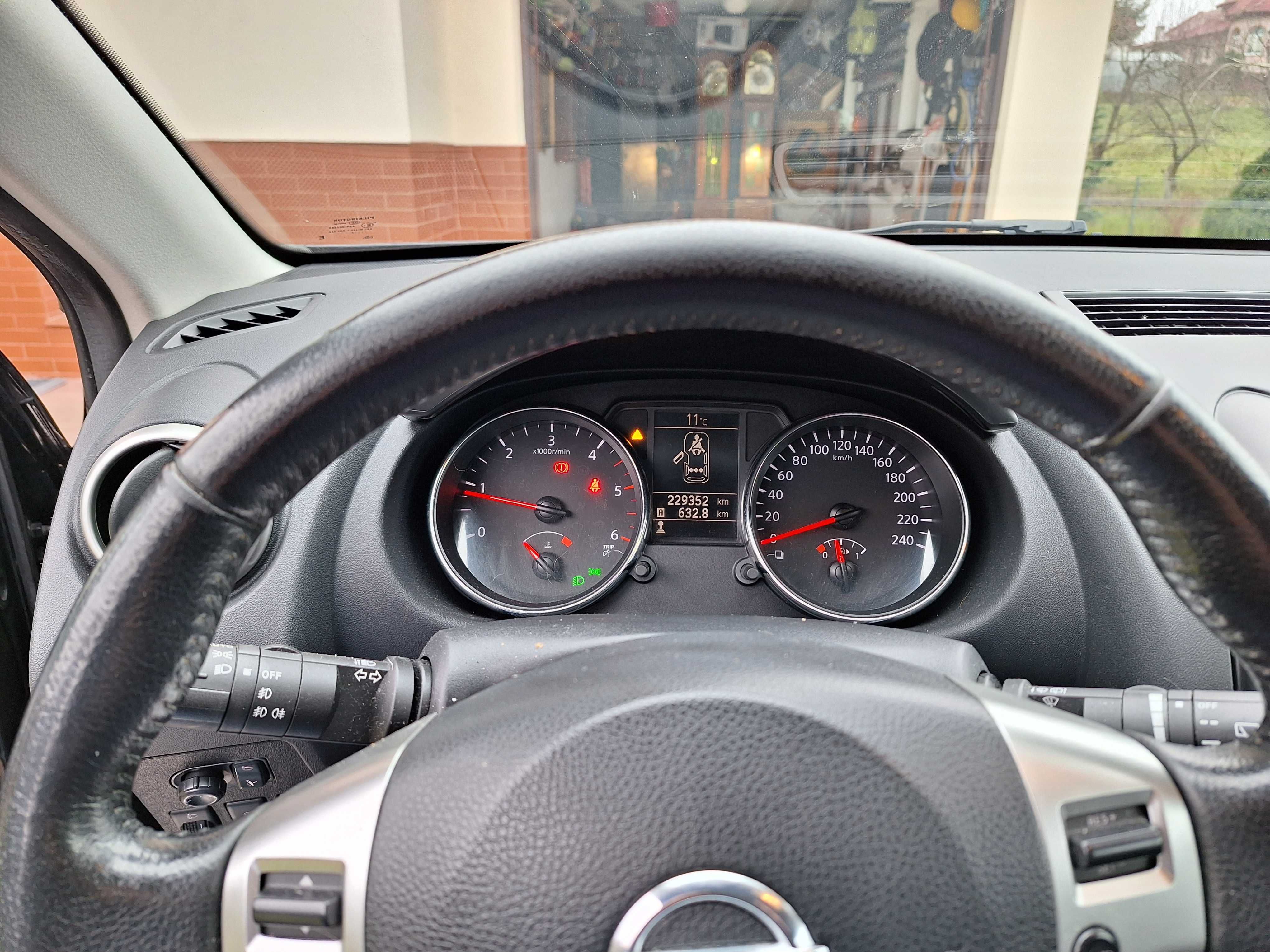 Nissan Qashqai 131km Panorama ,Kamera ,Bluetooth, Navi