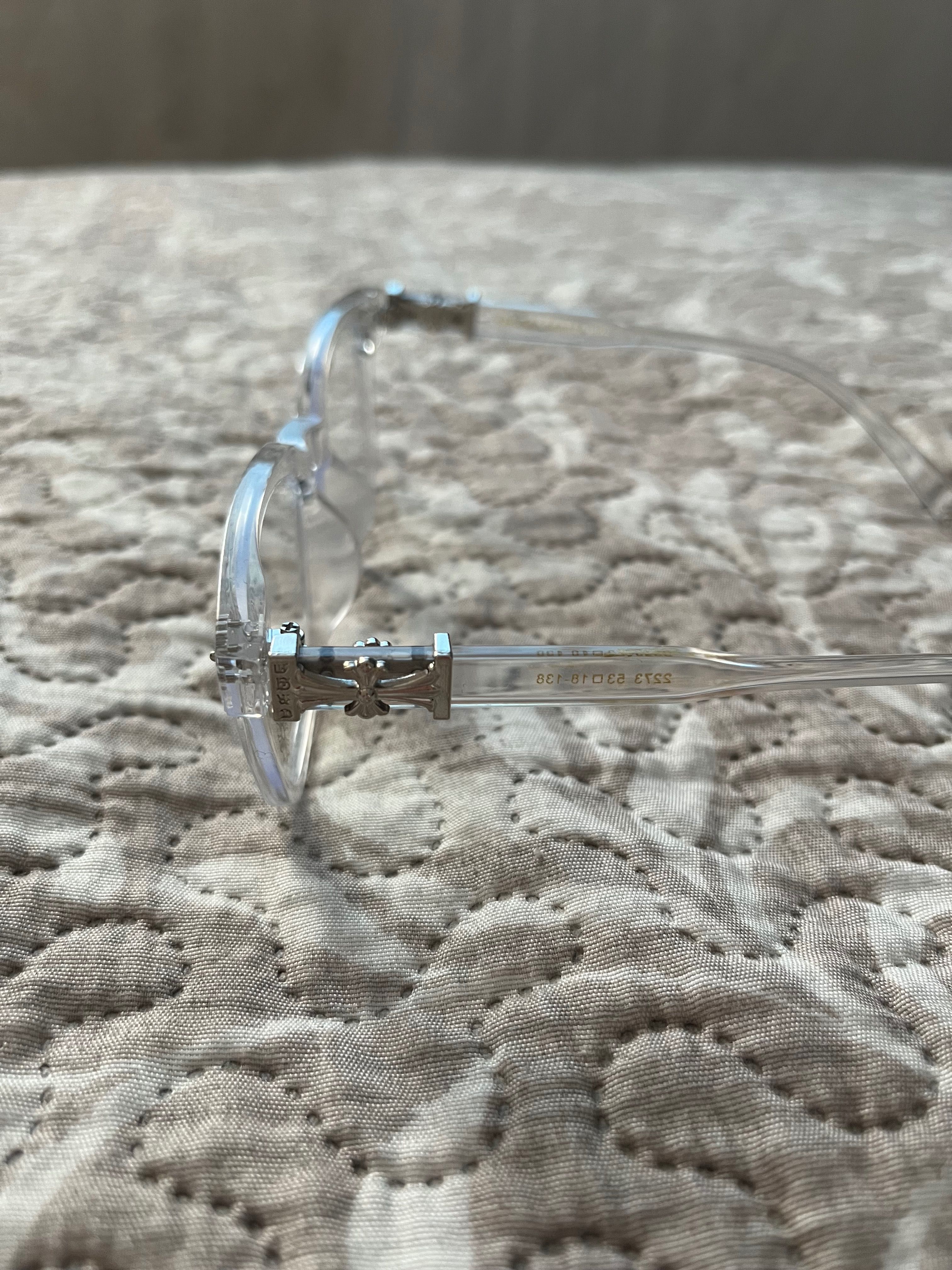 Białe okulary Chrome Hearts