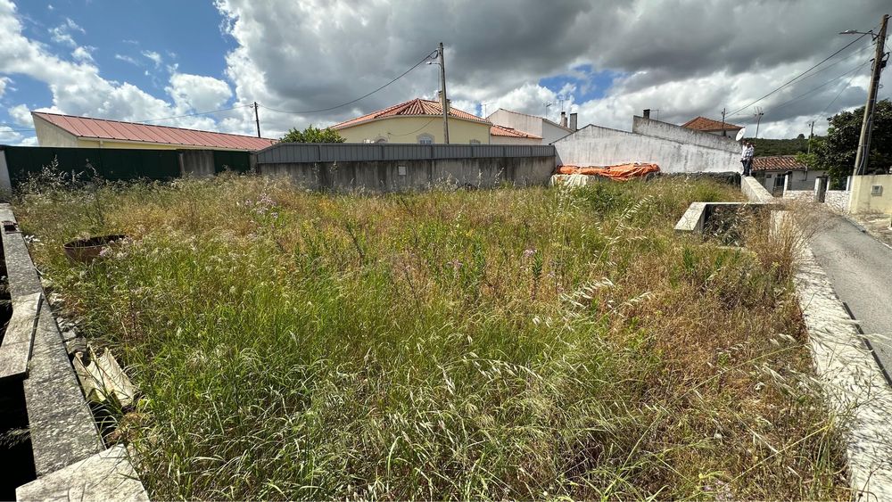 Terreno urbano  com levantamento topografico