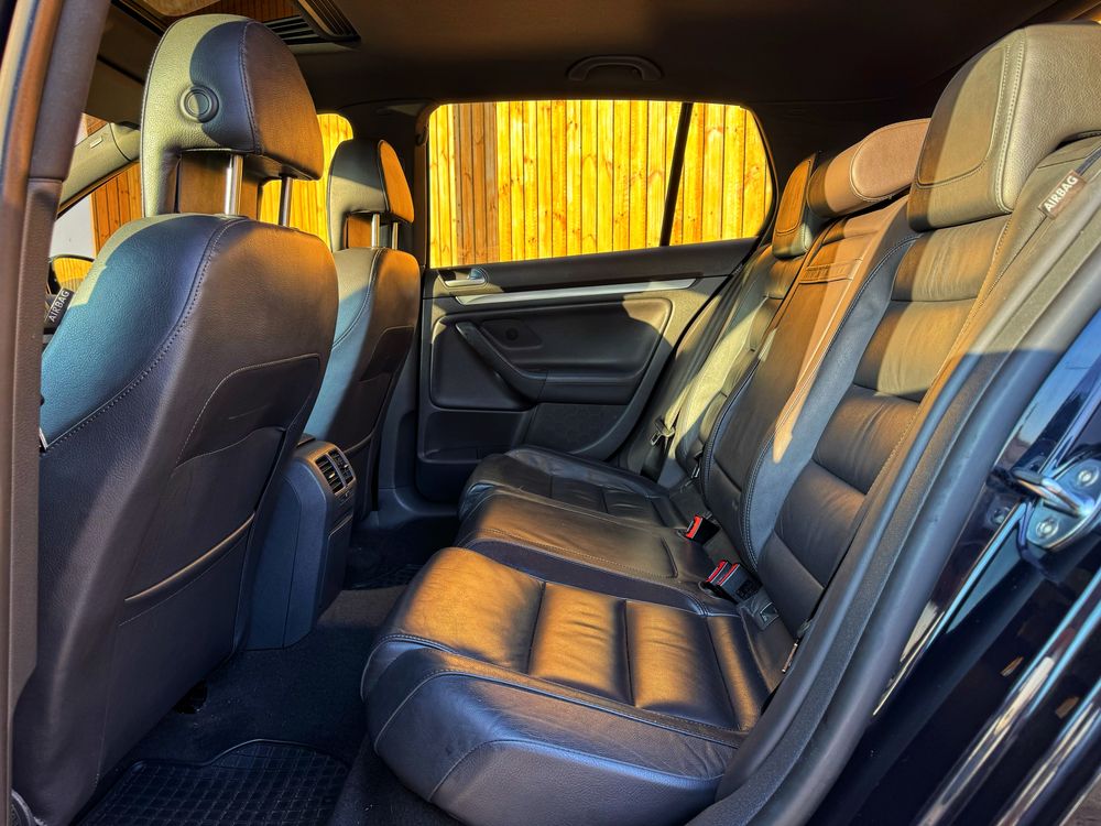 VW Golf V GTI 2.0 TFSI 200cv DSG - Desde 203€ Mês