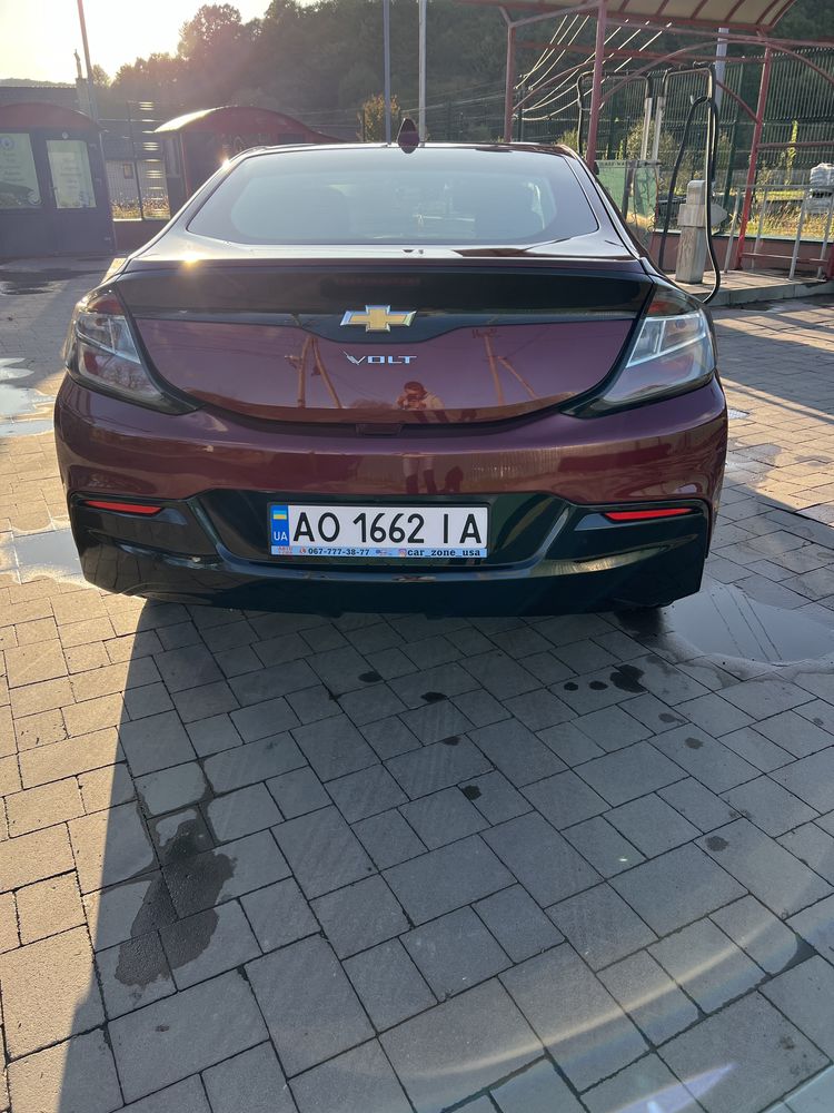 Chevrolet Volt 2 Гібрид Запас ходу 100км