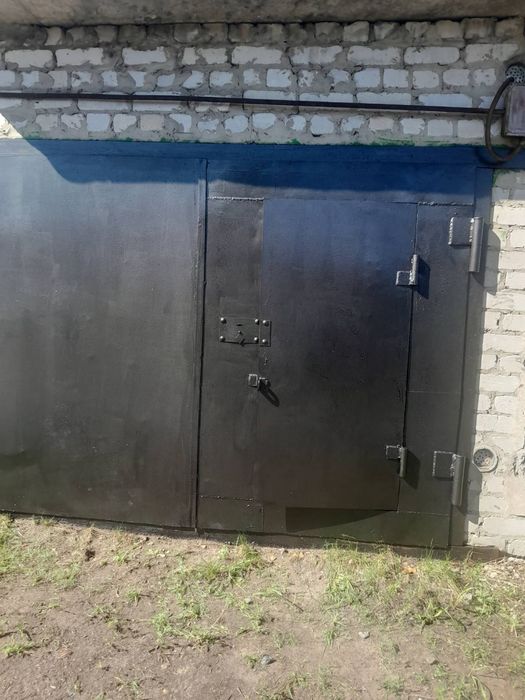Продам  капітальний гараж 5 автобаза, цегляний